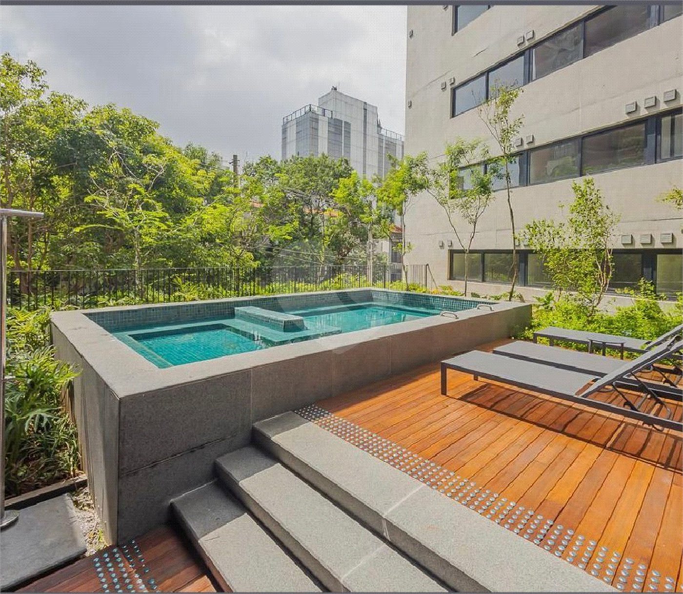 Apartamento à venda ou para alugar com 1 quarto em Pinheiros, São Paulo, SP