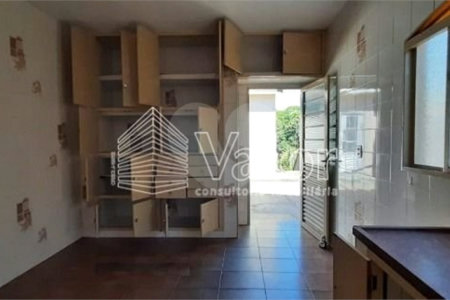 Casa térrea para venda na Vila Carmem .