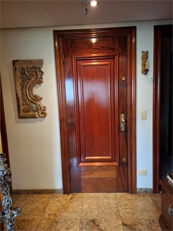 Apartamento à venda com 4 quartos, sendo 2 suítes, em Brooklin Paulista, São Paulo, SP