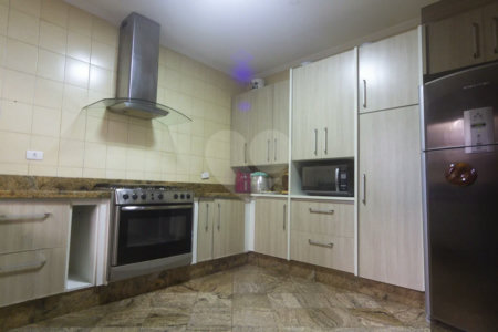Casa à venda com 4 suítes em Jardim Franca, São Paulo, SP