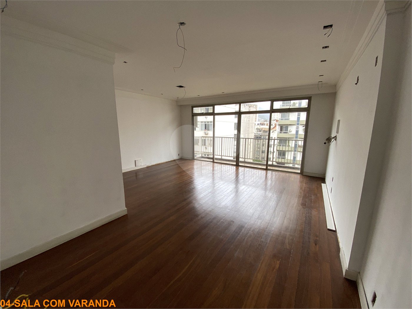 Apartamento à venda com 4 quartos, sendo 1 suíte,  em Tijuca, Rio de Janeiro, RJ
