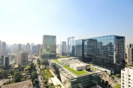 Apartamento à venda ou para alugar com 3 suítes em Itaim Bibi, São Paulo, SP