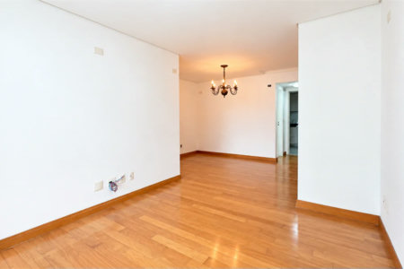 Apartamento à venda com 3 quartos, sendo 1 suíte,  em Jardim das Acácias, São Paulo, SP