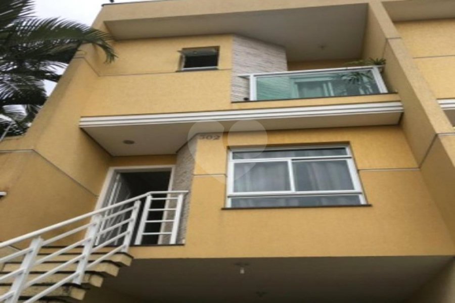 Casa à venda com 3 quartos, sendo 1 suíte, em Itaquera, São Paulo, SP