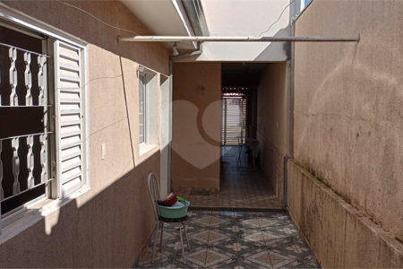Sobrado à venda com 4 quartos, sendo 1 suíte,  em Parque das Paineiras, Sorocaba, SP