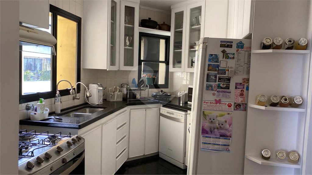 Apartamento à venda com 3 suítes em Vila Suzana, São Paulo, SP
