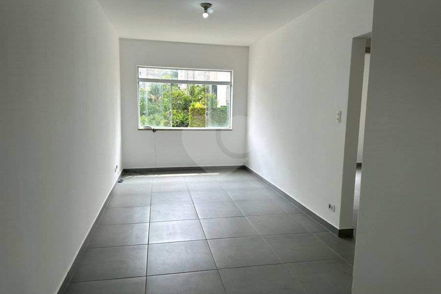 Apartamento à venda com 2 quartos em Vila Mariana, São Paulo, SP
