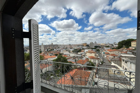 Casa à venda com 3 quartos, sendo 1 suíte,  em Vila Nivi, São Paulo, SP