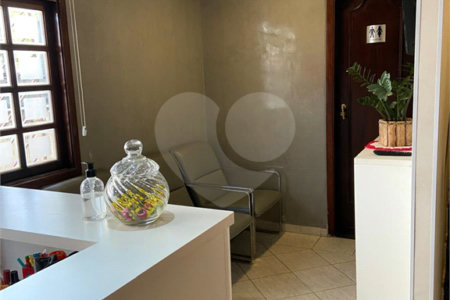 Sobrado à venda com 3 quartos, sendo 1 suíte, em Vila Gomes Cardim, São Paulo, SP