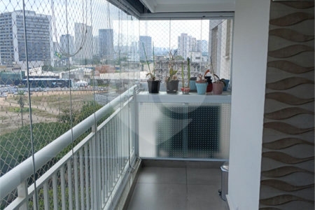 Apartamento à venda com 2 quartos, sendo 1 suíte, em Barra Funda, São Paulo, SP