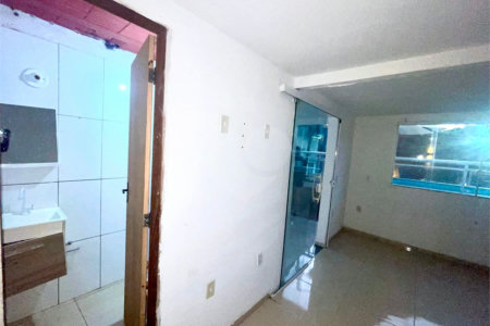 Casa em condomínio à venda com 3 quartos, sendo 2 suítes,  em Praia Rasa, Armação dos Búzios, RJ