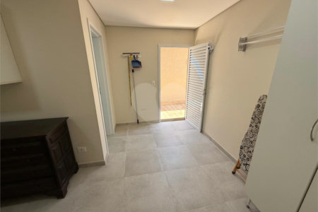 Sobrado à venda com 5 quartos, sendo 3 suítes, em Jardim Franca, São Paulo, SP