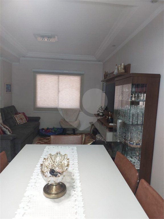 Casa à venda com 3 quartos, sendo 1 suíte, no condomínio Algarve Residencial, São Paulo - SP