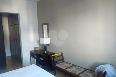 Apartamento à venda com 3 quartos, sendo 1 suíte,  no Centro, Mogi das Cruzes, SP