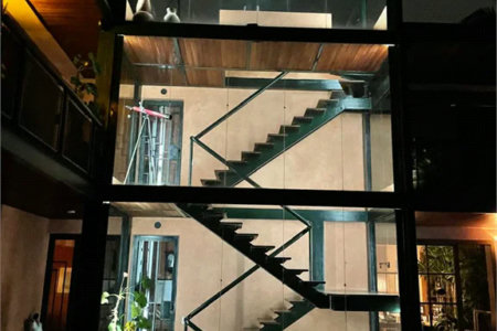 Casa à venda ou para alugar com 4 quartos, sendo 3 suítes, em Jardim Leonor, São Paulo, SP