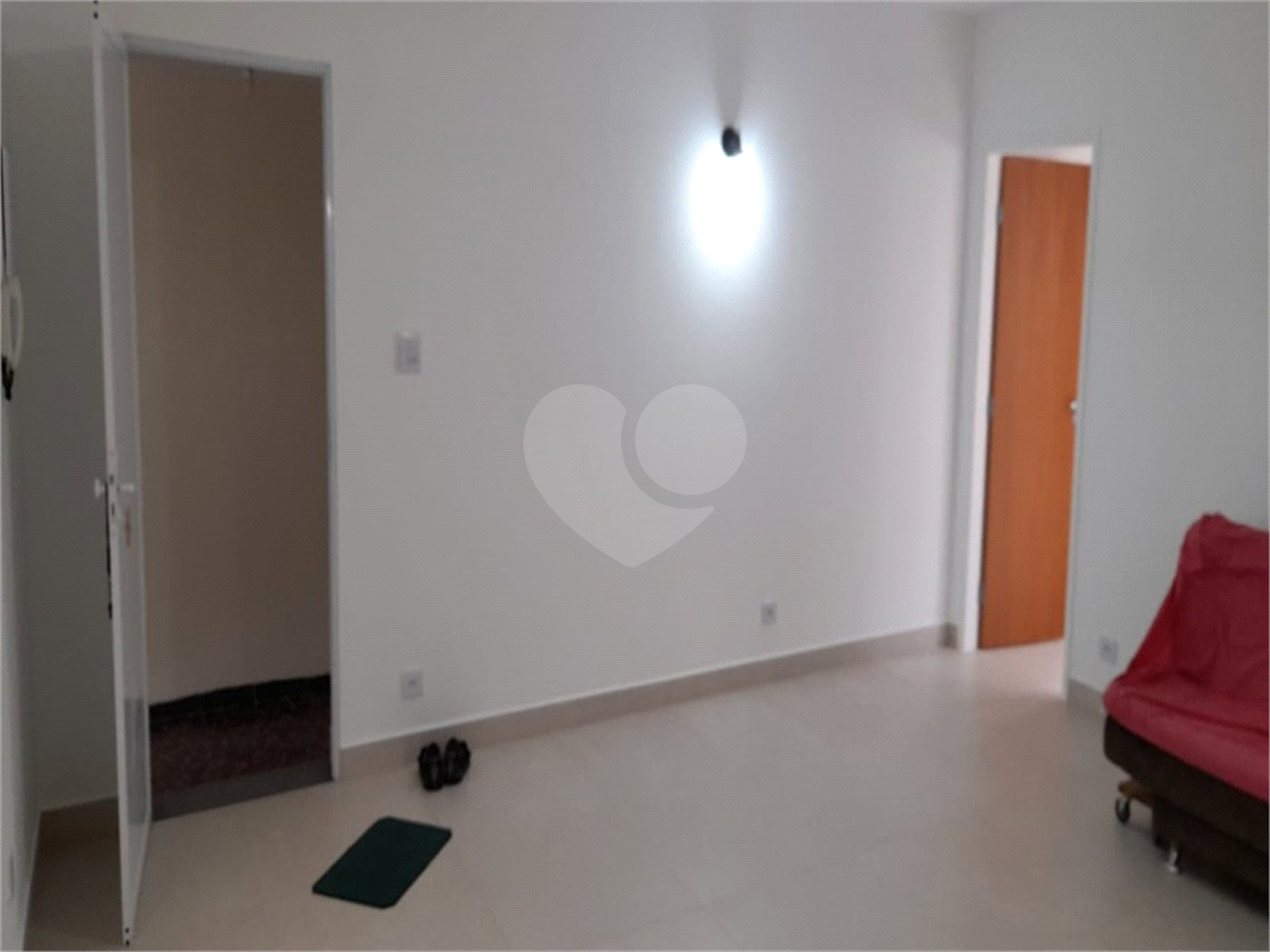 Sobrado à venda com 3 quartos, sendo 1 suíte, em Parque Peruche, São Paulo, SP