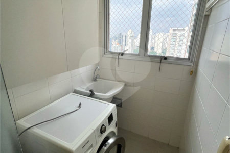 Apartamento à venda com 1 quarto em Cidade Monções, São Paulo, SP