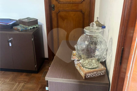 Sobrado à venda com 4 quartos, sendo 1 suíte,  em Jardim Leonor Mendes de Barros, São Paulo, SP