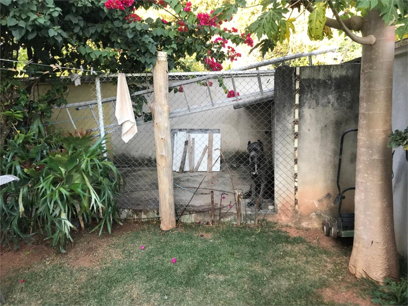 Casa à venda com 5 quartos, sendo 3 suítes, em Loteamento Jardim Morumbi, Atibaia, SP