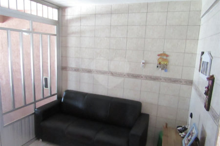 Casa à venda com 3 quartos em Vila Ivone, São Paulo, SP