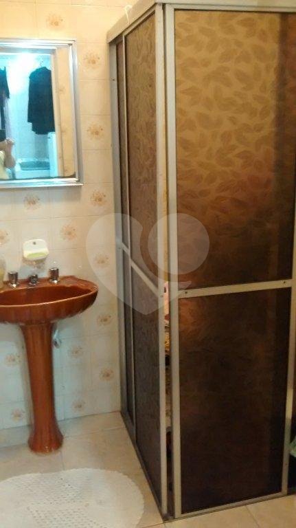 Casa à venda com 3 quartos, sendo 1 suíte, no condomínio Travessa Soldado Oscar Ribeiro Sampaio,8, São Paulo - SP