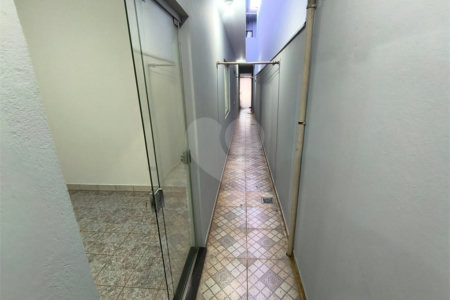 Casa à venda com 7 quartos, sendo 2 suítes,  no Centro, Itapetininga, SP