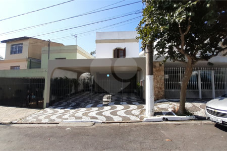 Sobrado à venda com 4 quartos, sendo 1 suíte,  em Planalto Paulista, São Paulo, SP