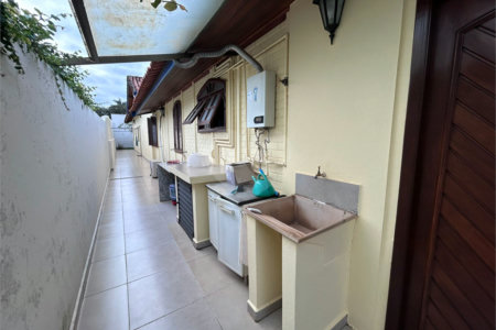 Casa à venda com 5 quartos, sendo 2 suítes, em Parque Residencial Colina das Estrelas, Tatuí, SP