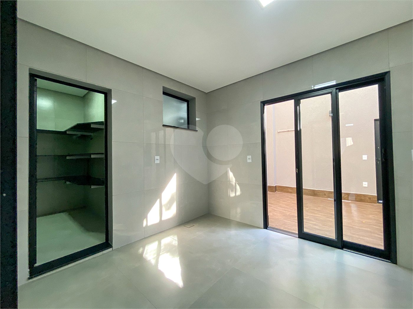 Casa à venda com 5 suítes no condomínio Nova Jerusalém - Jardinópolis, Jardinópolis - SP