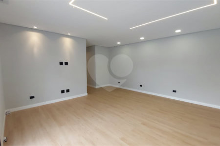 Casa à venda com 5 suítes no condomínio Figueira Garden, Atibaia - SP