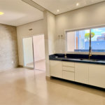 Casa à venda com 4 quartos, sendo 1 suíte,  no condomínio Villagio Milano, Sorocaba - SP