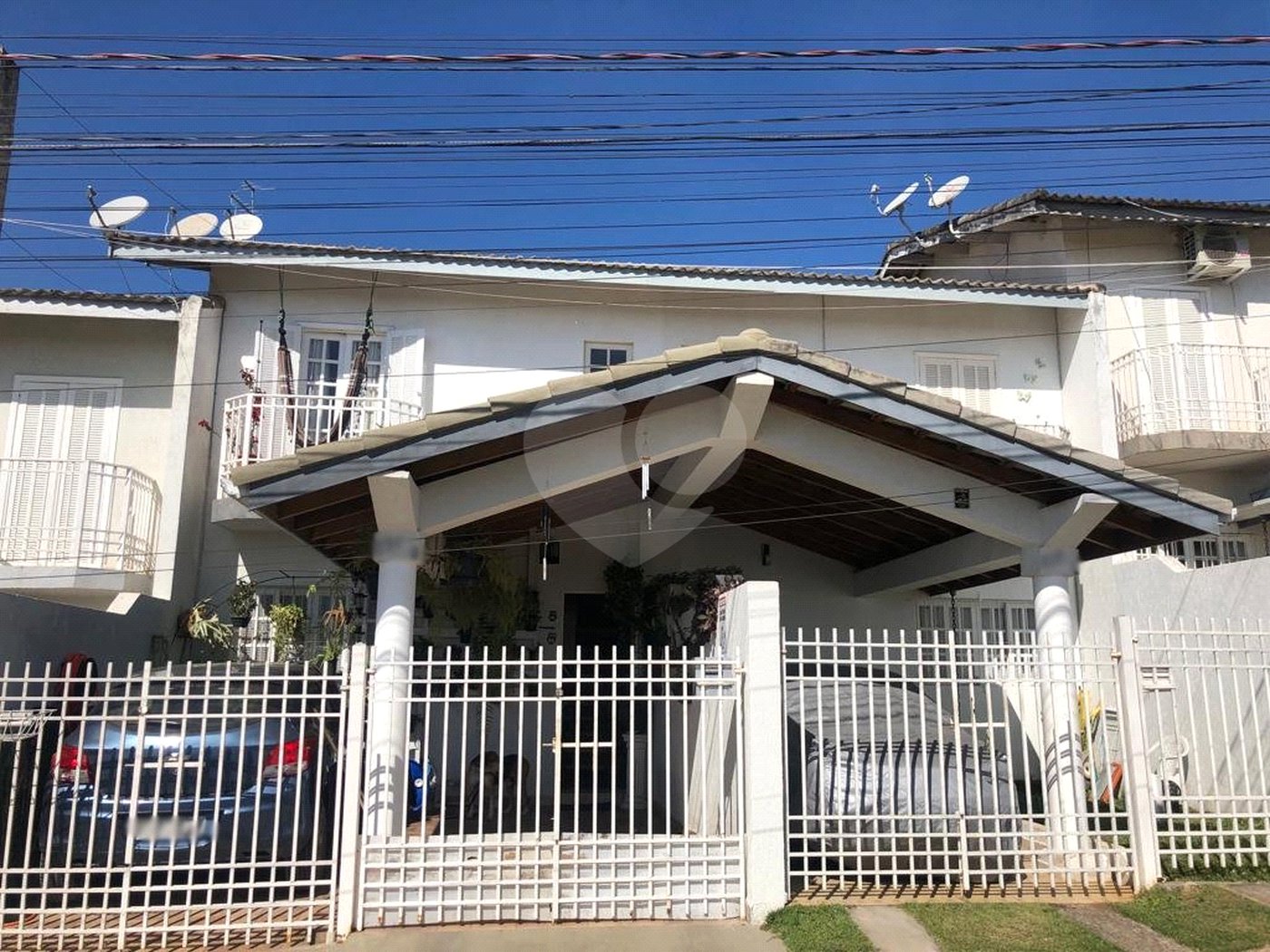 Sobrado à venda com 2 suítes no Centro, Bom Jesus dos Perdões, SP