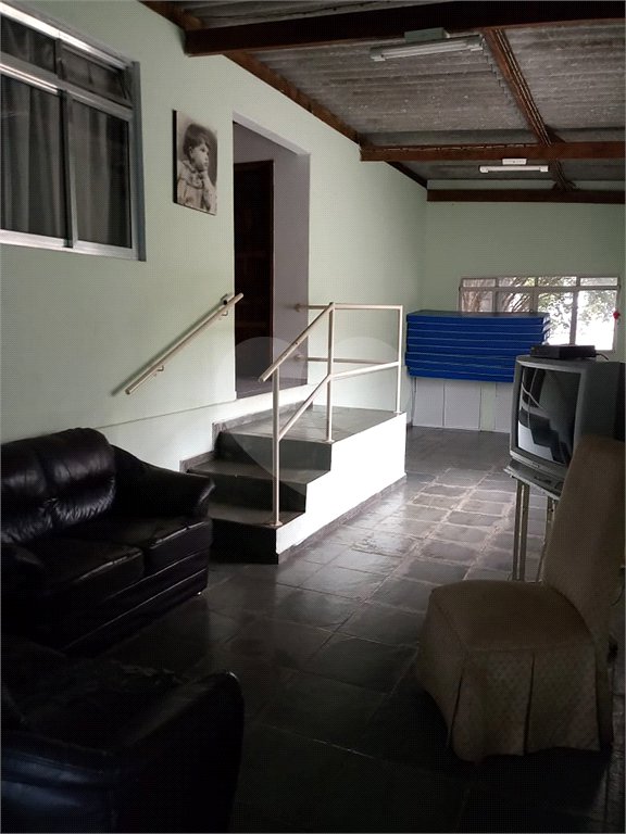 Chácara à venda com 8 quartos em Loteamento Chácara Val Paraiso, Atibaia, SP