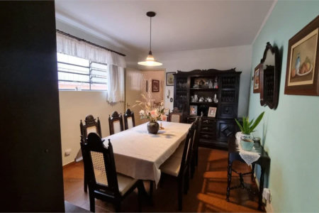 Casa à venda com 3 quartos em Cidade dos Bandeirantes, São Paulo, SP