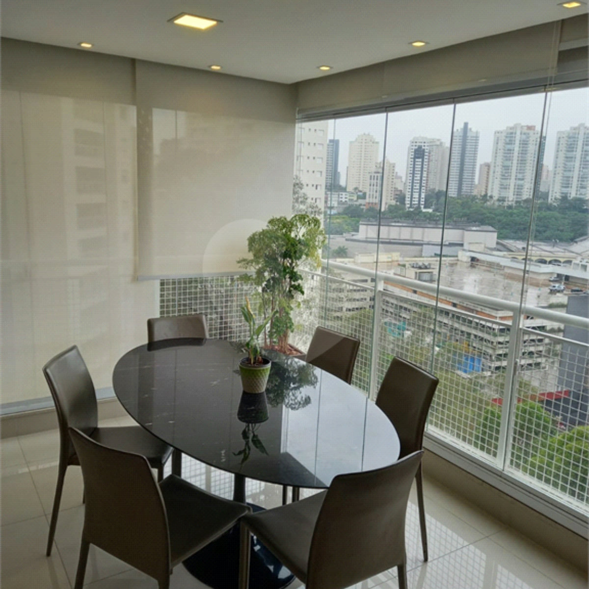 Apartamento à venda com 2 suítes em Jardim Sul, São Paulo, SP