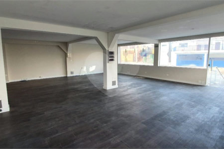 Prédio à venda ou para alugar em Vila Palmares, Santo André, SP