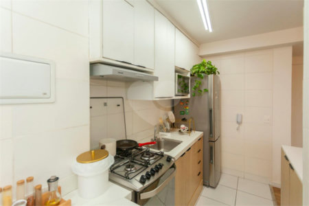 Apartamento à venda com 2 quartos em Vila Constança, São Paulo, SP