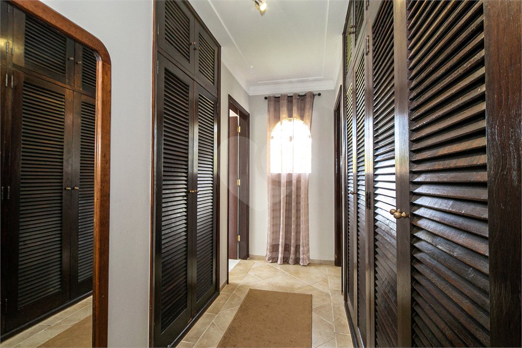 Casa à venda com 4 quartos, sendo 2 suítes,  em Interlagos, São Paulo, SP