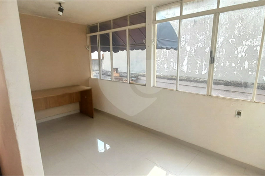 Casa Térrea à venda com 4 quartos, sendo 3 suítes, em Vila Galvão, Guarulhos, SP
