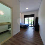 Casa à venda com 6 quartos, sendo 5 suítes, no condomínio Jardim Primavera, Louveira - SP