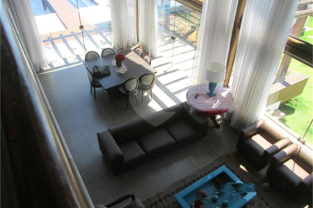 Casa à venda com 6 suítes no condomínio Jardim Primavera, Louveira - SP