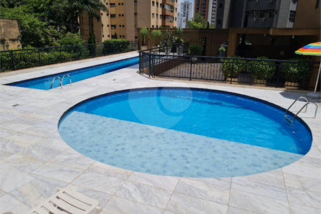 Apartamento à venda com 3 suítes em Vila Suzana, São Paulo, SP