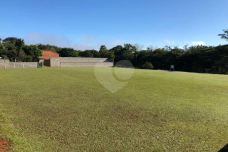 Chácara à venda com 3 suítes no Centro, Araçoiaba da Serra, SP