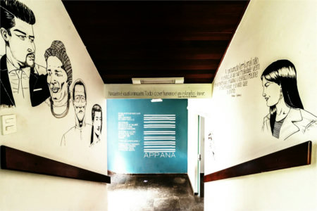 Casa à venda com 4 quartos, sendo 1 suíte,  em Jardim das Bandeiras, São Paulo, SP