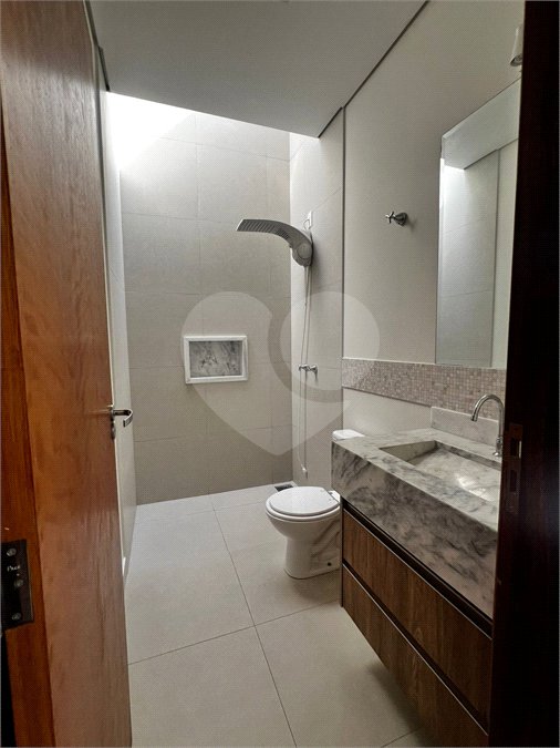 Casa à venda com 3 quartos, sendo 1 suíte,  no condomínio Village Moutonnée, Salto - SP