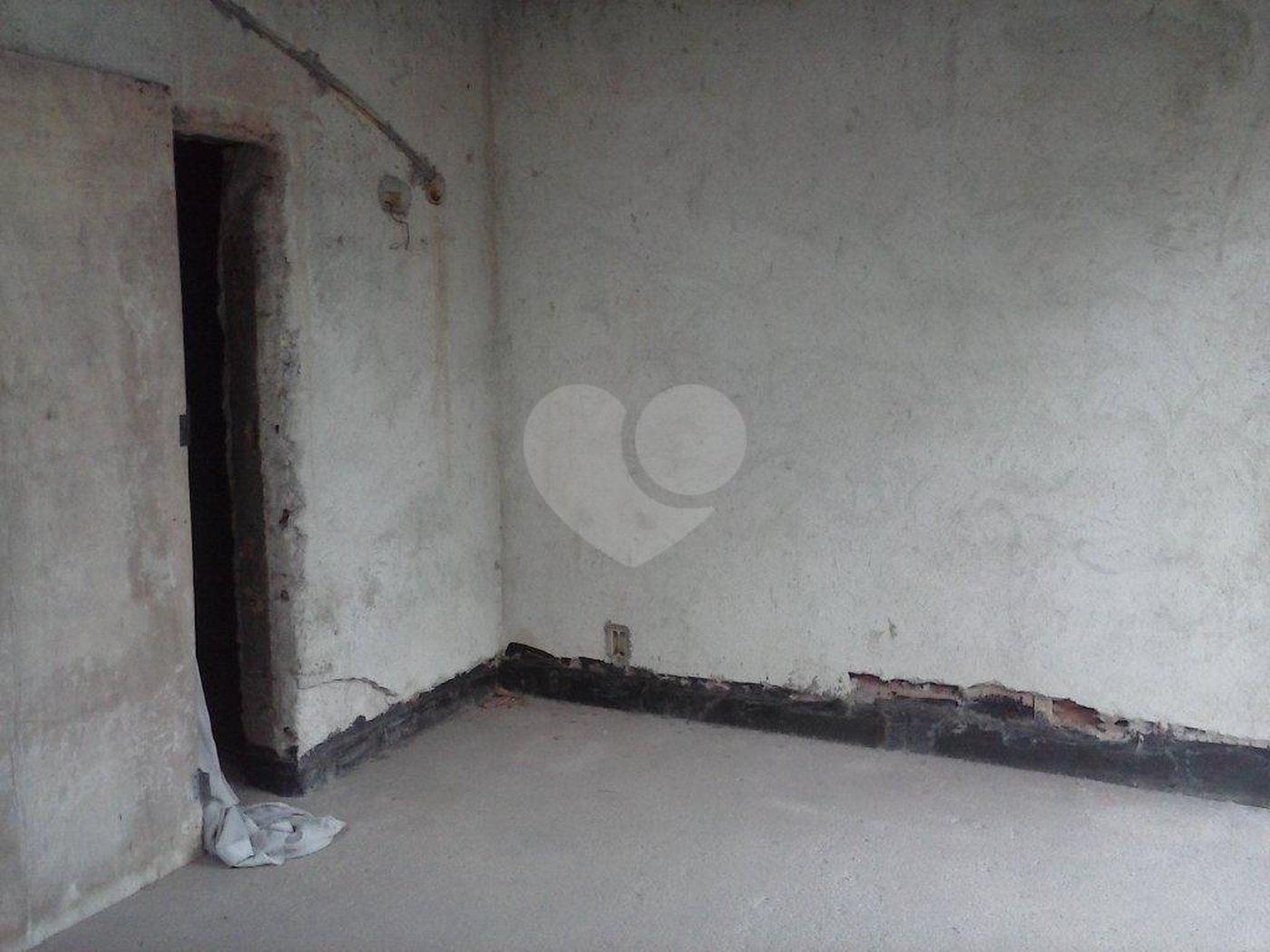 Sobrado à venda com 4 quartos, sendo 1 suíte, em Barro Branco (zona Norte), São Paulo, SP