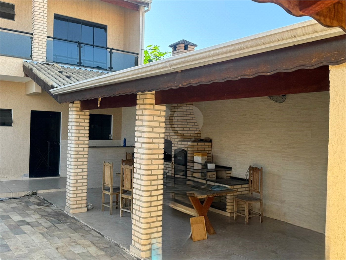 Casa à venda com 4 quartos, sendo 1 suíte, em Vila Santana, Sorocaba, SP