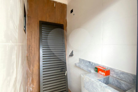 Casa à venda com 3 quartos, sendo 1 suíte, em Jardim do Lago, Atibaia, SP