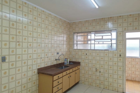 Apartamento Amplo a Apenas 120 Metros da Praia – Localização Privilegiada na Ponta da Praia!