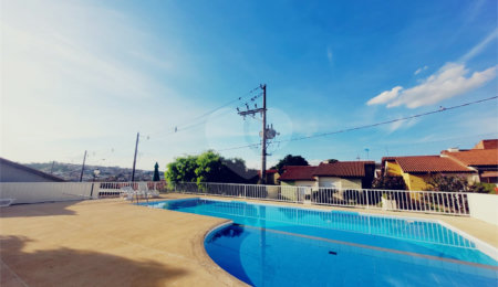 Casa à venda com 2 quartos, sendo 1 suíte,  no condomínio Villa das Palmeiras, Indaiatuba - SP